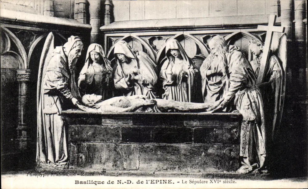 Basílica de N.-D. de l'Epine — O Sepulcro do Século XVI — Fototipia J. Monnaire - Reims - Frente