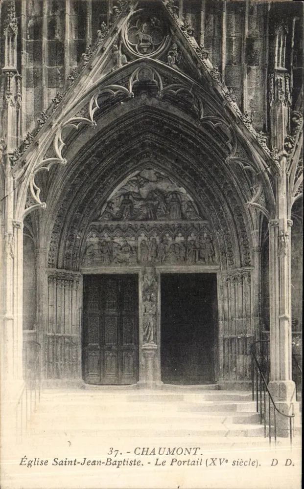Kirche Saint-Jean-Baptiste — Der Portal (15. Jahrhundert) — Chaumont - Vorderseite