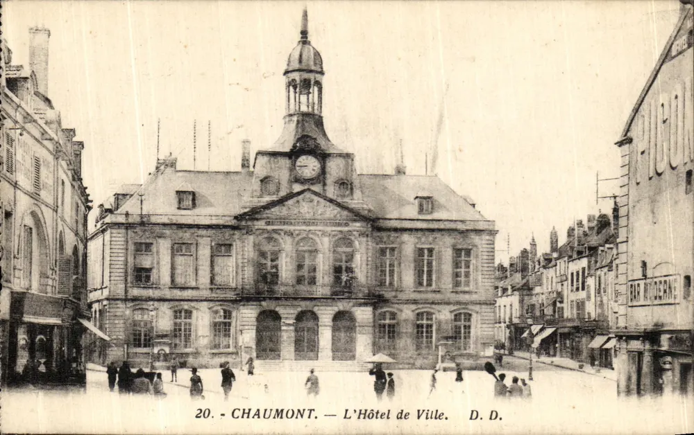 Chaumont — L'Hôtel de Ville — D.D. - Recto
