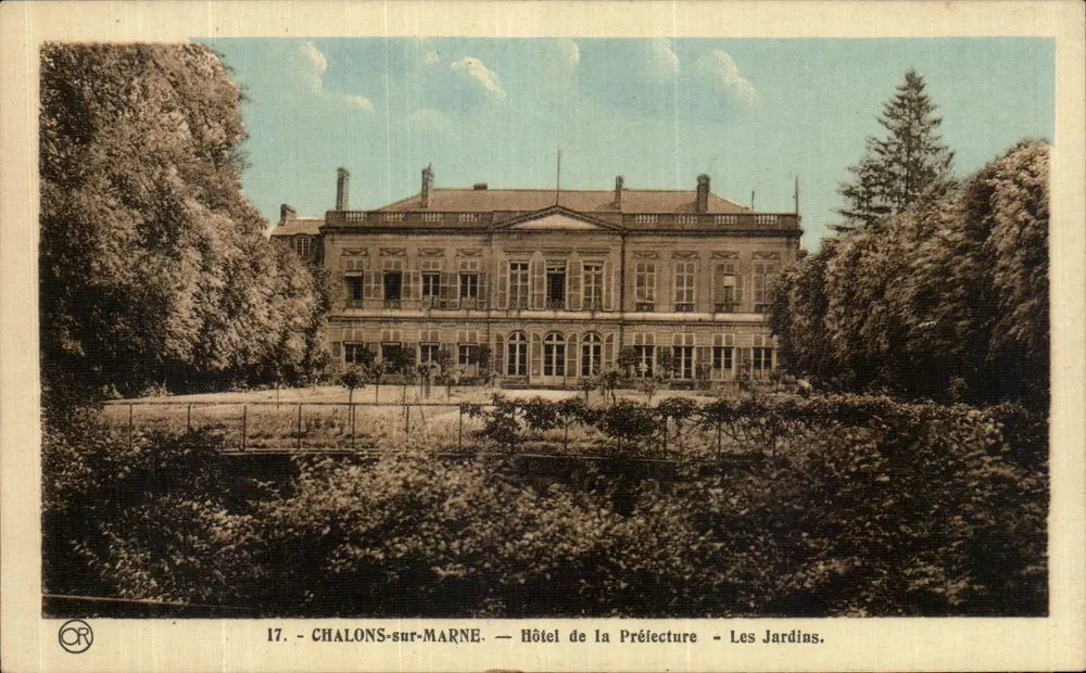 Chalons-sur-Marne — Hotel de la Préfecture — Les Jardins — Artistiques Editions CR, n°17 - Vorderseite