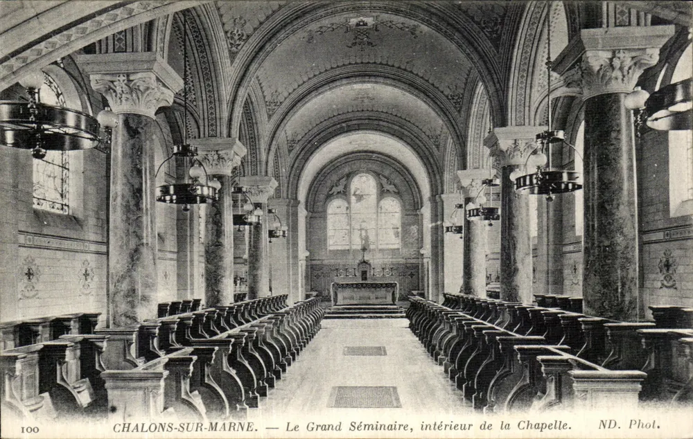 Chalons-sur-Marne — Das Grand Séminaire, Innenansicht der Kapelle — ND. Phol. - Vorderseite