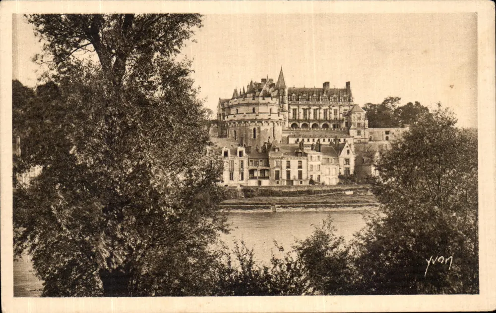 Das Schloss Amboise — Ausblick von den Ufern der Loire — Art YVON Edition - Vorderseite