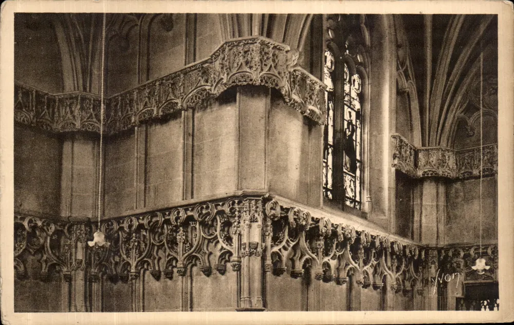 Innenansicht der Kapelle Saint-Hubert — Château d'Amboise — Kunstausgabe YVON - Vorderseite
