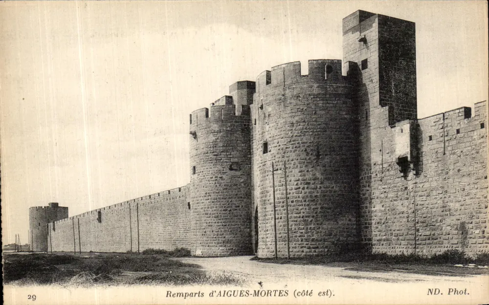 Wälle von AIGUES-MORTES (Ostseite) — ND. Phot. — Nr. 29 - Vorderseite