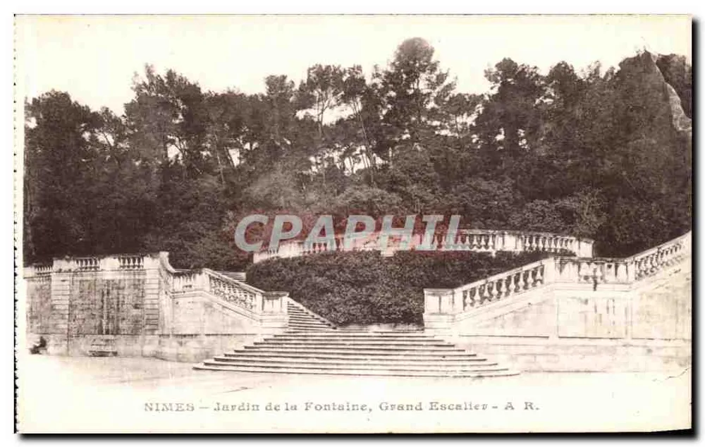 Nîmes — Garten der Fontaine, Große Treppe — A R. - Vorderseite