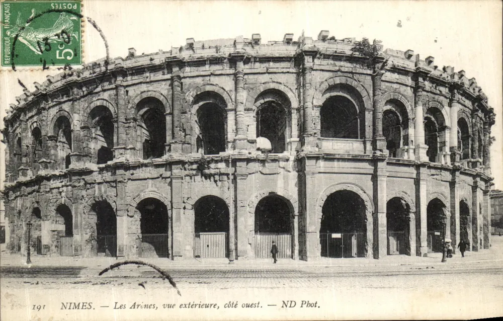 Nîmes — Les Arènes, äußere Ansicht, westliche Seite — ND Phot. - Vorderseite