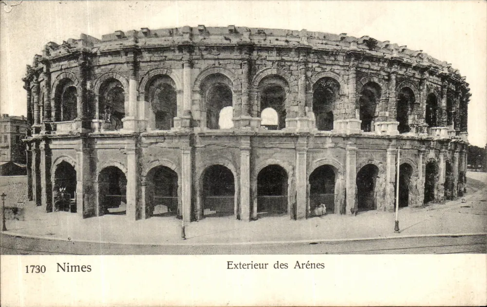 Nîmes — Exterior das Arénes — 1730 - Frente