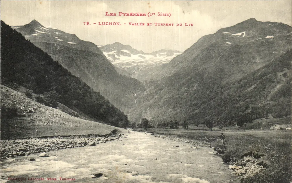 Luchon - Vale e Torrente do Lys — Os Pirineus (1ª Série) — Fototipia Labouche frères, Toulouse - Frente