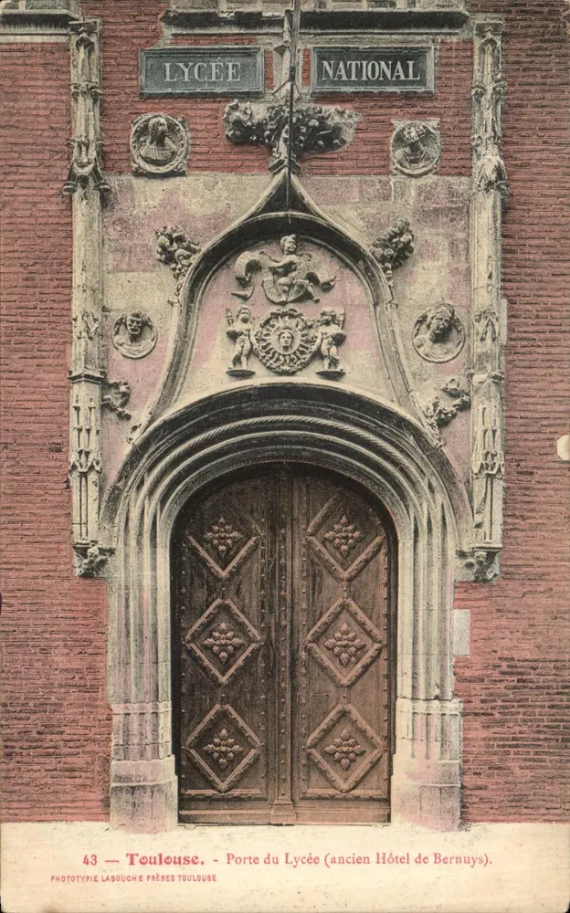 Toulouse — Tor zur Schule (ehemals Hotel Bernuys) — Phototypie Labouche Frères Toulouse - Vorderseite