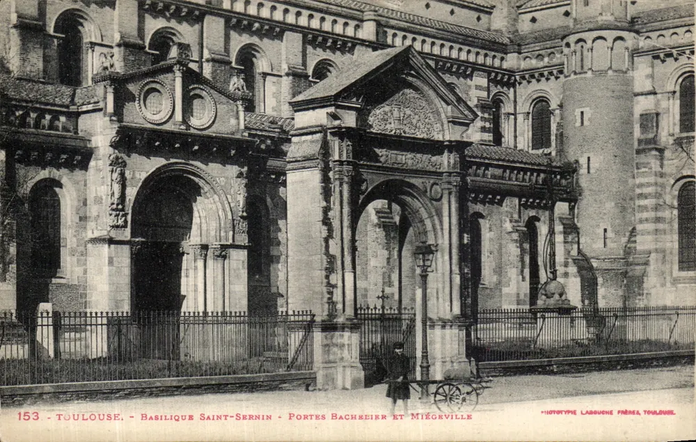 Toulouse - Basilika Saint-Sernin - Tore Bachelier und Miégeville - Vorderseite