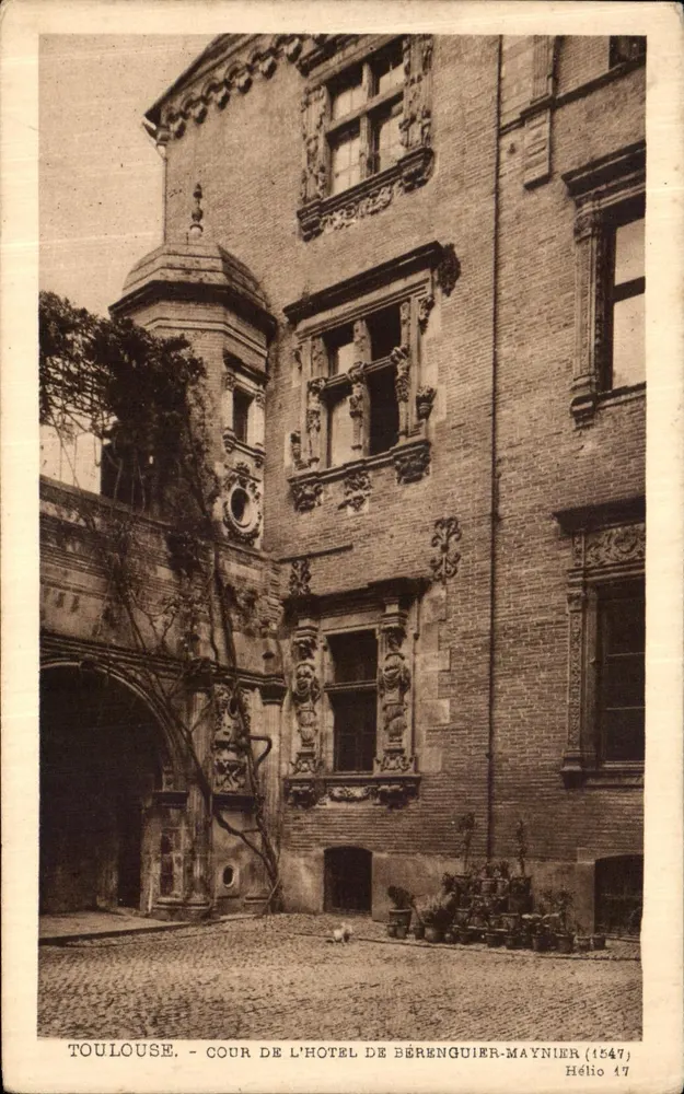 Toulouse - Cour de l'Hôtel de Bérenguier-Maynier (1547) — Hélios 47 - Vorderseite