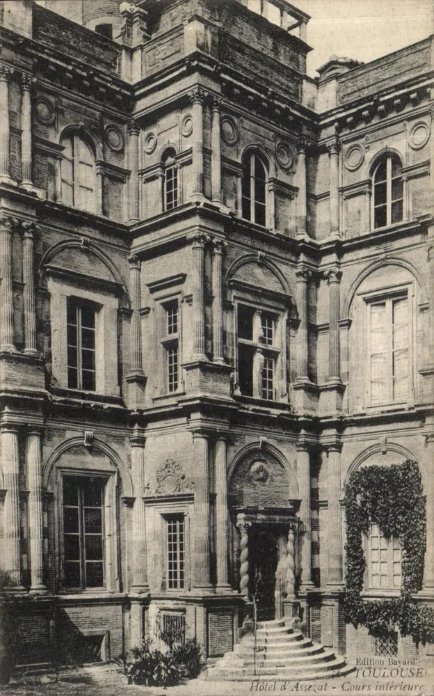 Hôtel d'Asséat — Innenhof — Édition Bayard, Toulouse - Vorderseite