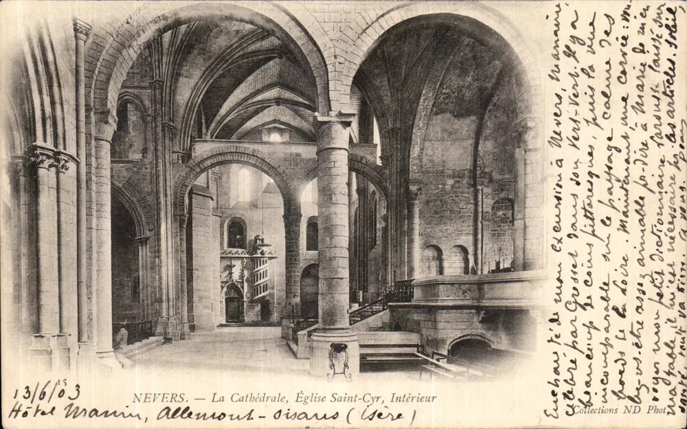Nevers — Die Kathedrale, Kirche Saint-Cyr, Innenraum — Hôtel Warin, n° 13/6/53 - Vorderseite