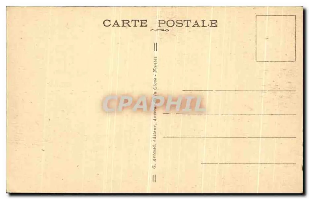 Nevers — A Catedral São Ciro — fachada original com suas duas abside opostas (estilo romano, gótico, renascentista) - Verso
