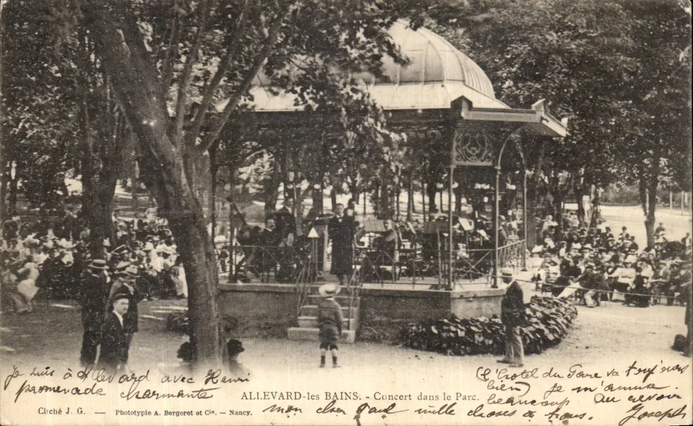Concert in het Park — Allevard-les-Bains — Fototype A. Bergarat et Cie, Nancy - Voorkant