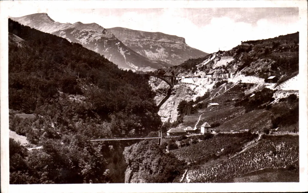 Corps (Isère) — Ancien et nouveau pont du Sautet — Éditeur Alzina Corps (Isère) - Vorderseite