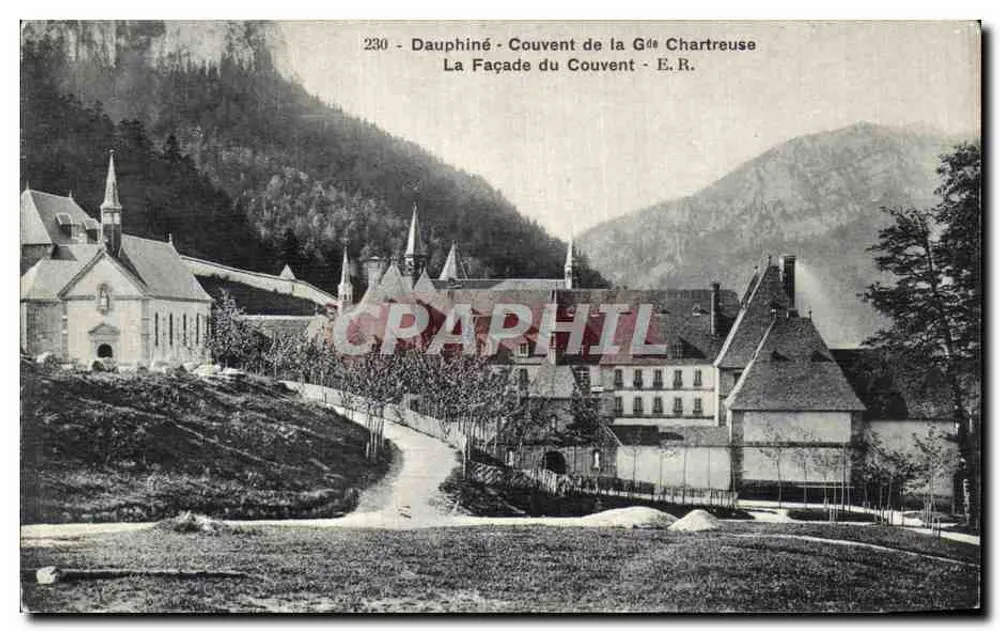 Dauphiné - Mosteiro da Gé Chartreuse - A Fachada do Mosteiro - E.R. - Frente