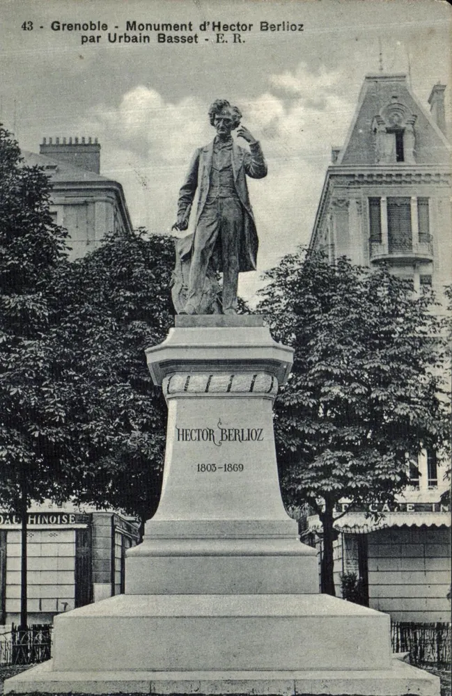 Grenoble - Denkmal für Hector Berlioz von Urbain Basset - E.R. - Vorderseite