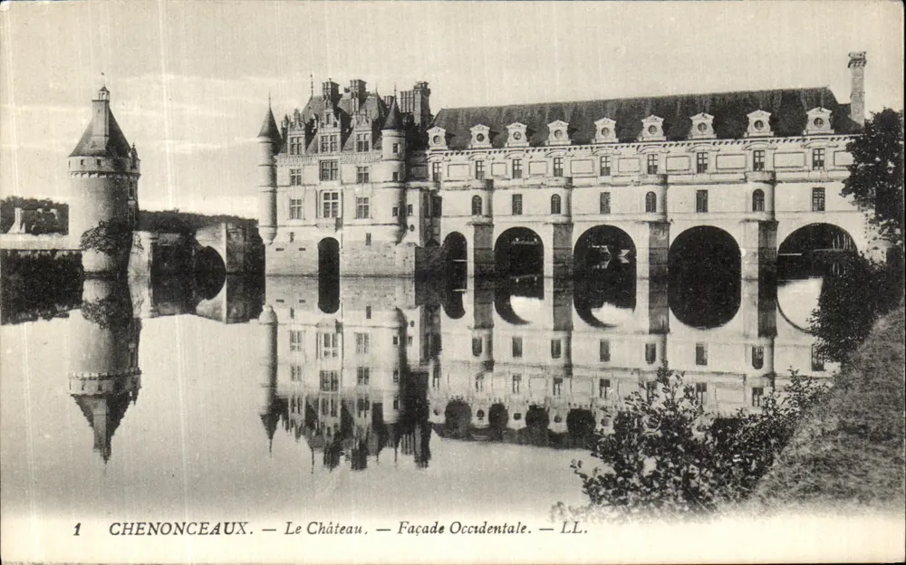 Chenonceaux — O Castelo — Fachaça Ocidental — LL. - Frente