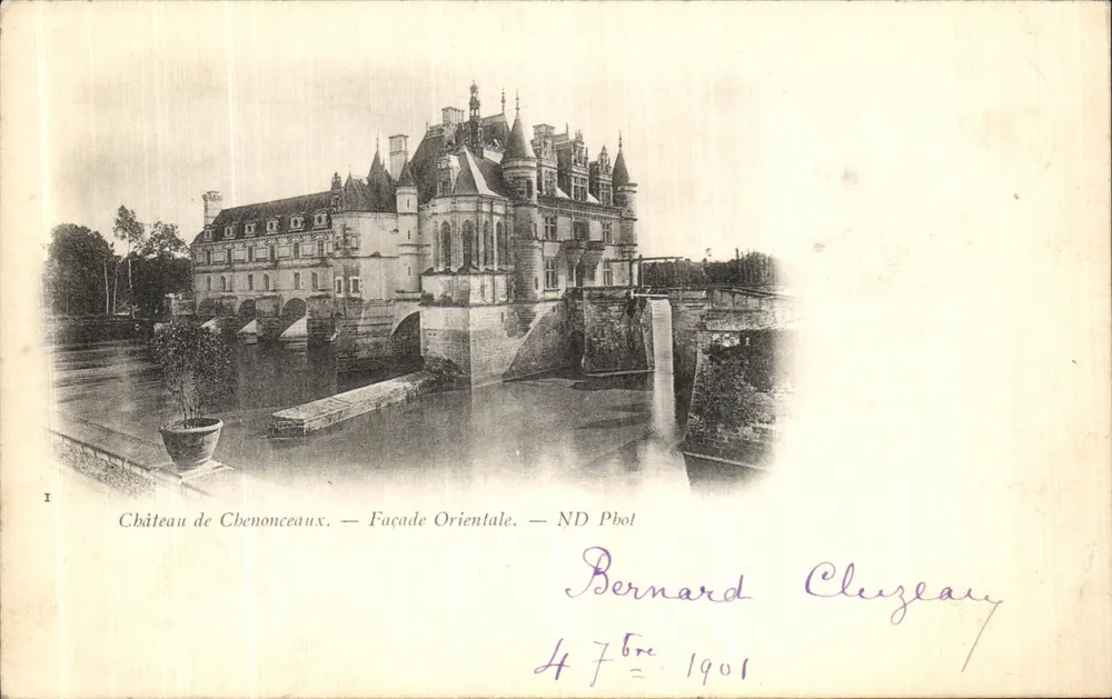 Castelo de Chenonceaux — Fachada Oriental — Bernard Cluzeau - Frente