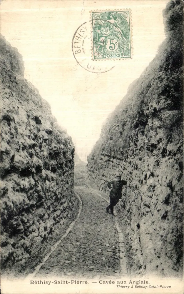 Béthisy-Saint-Pierre — Cavée aux Anglais — Thierry à Béthisy-Saint-Pierre - Vorderseite