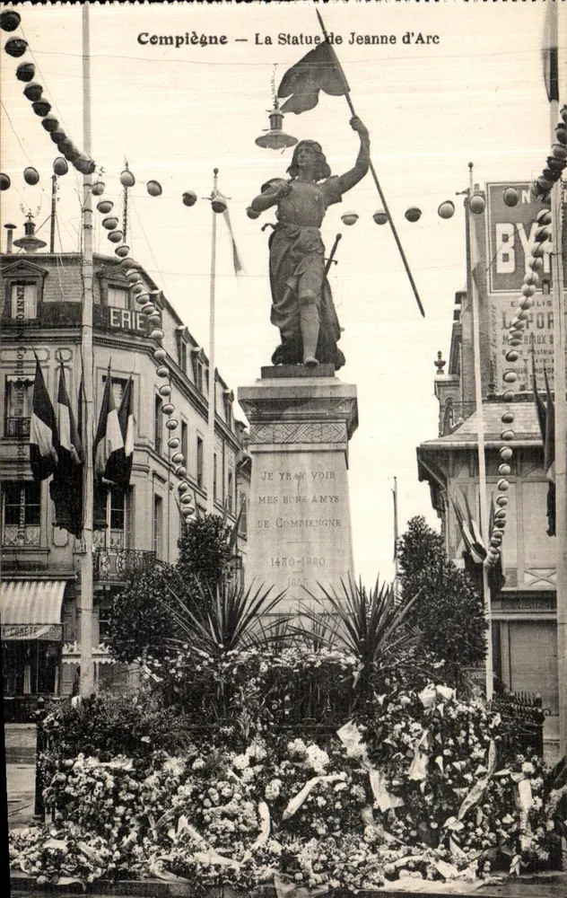 कॉम्पिग्ने — जीन डी आर्क की प्रतिमा — अज्ञात एडिटर, श्रृंखला संख्या 60 - आगे