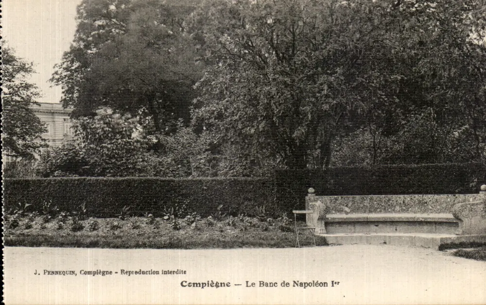 Compiègne — O Banco de Napoleão I — J. Pennequin - Frente
