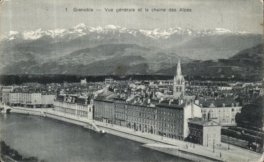 Grenoble — Vue générale et la chaîne des Alpes — Papeterie des Alpes Eug Robert - Vorderseite