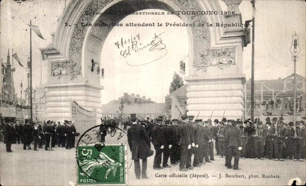 Internationale Ausstellung von Tourcoing 1906 — Die Behörden erwarten den Präsidenten der Republik — J. Bauchart, Fotografie von Roubaix. - Vorderseite