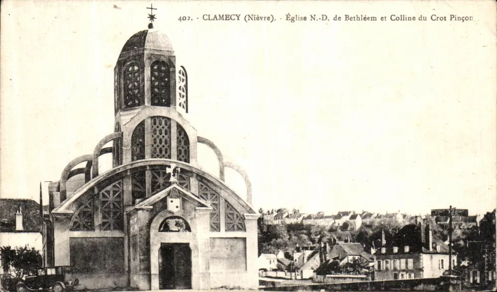 Clamecy (Nièvre) — Kirche N.-D. de Bethléem und Hügel des Crot Pinçon — Verlag Les Cartes Artistiques - Vorderseite
