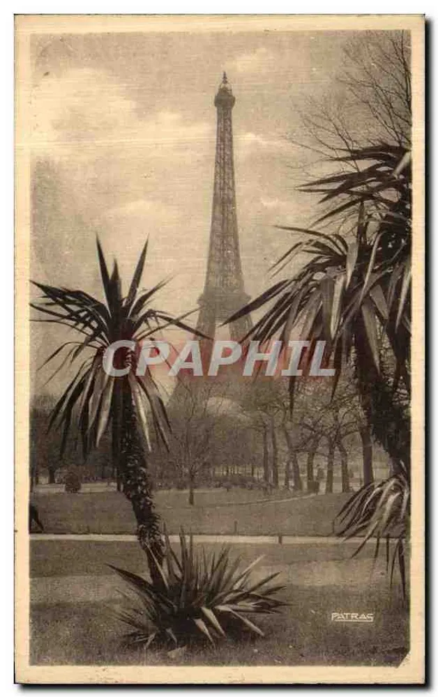 Eiffelturm — Ansicht des Trocadéro-Gartens — Patras - Vorderseite