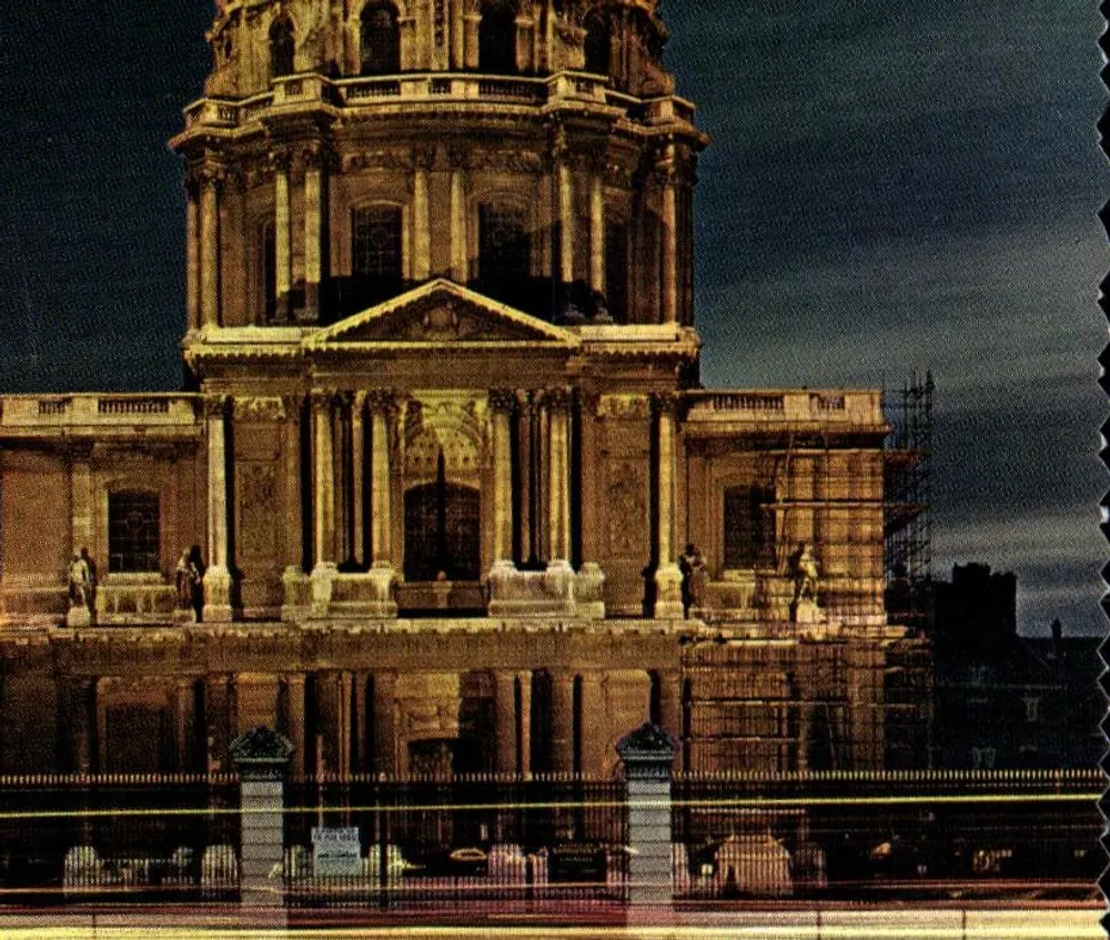 O domo dos Invalidos — noite — PARIS ET SES MERVEILLES 1057 - Frente