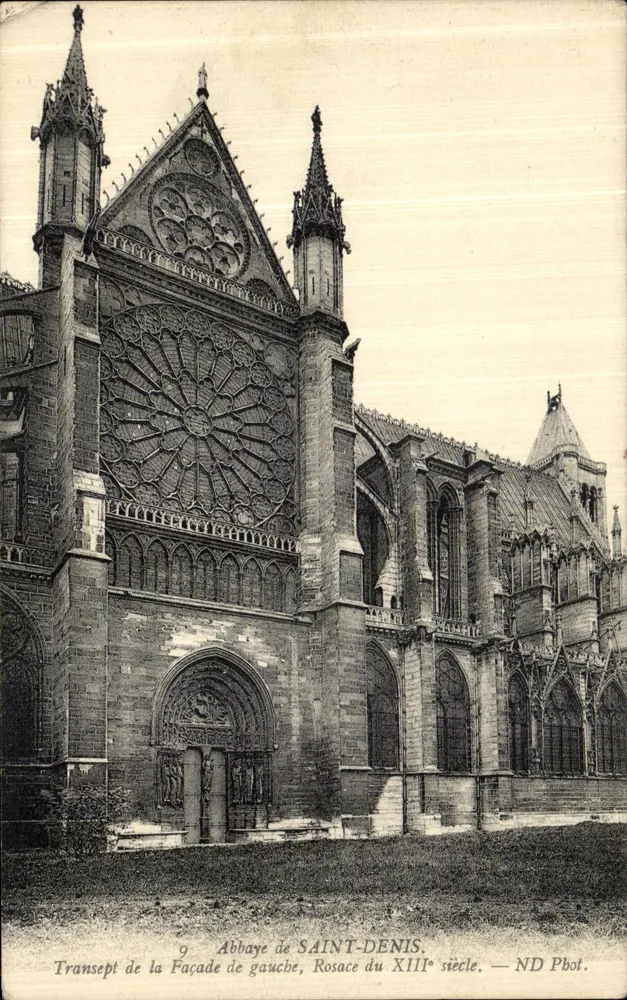 Abtei SAINT-DENIS — Transept der linken Fassade, Rosefenster des 13. Jahrhunderts — ND Phot. - Vorderseite