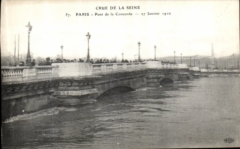 Paris - Brücke der Concord - Hochwasser der Seine - 27. Januar 1910 - Vorderseite