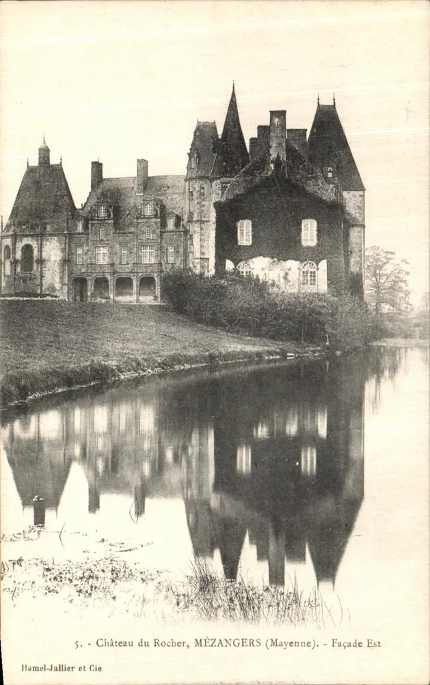 Castelo do Rocher — Mézangères (Mayenne) — Fachada Leste — Hamel-Jallier e Cie, n°5 - Frente
