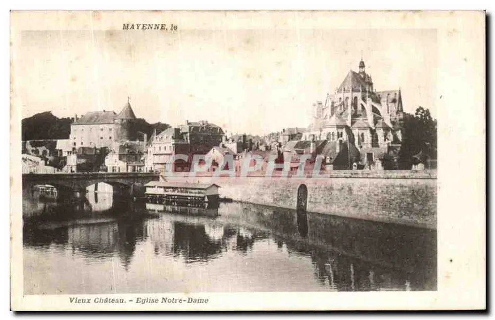 Mayenne — Ansicht des Alten Schlosses und der Kirche Notre-Dame — Graphiti - Vorderseite