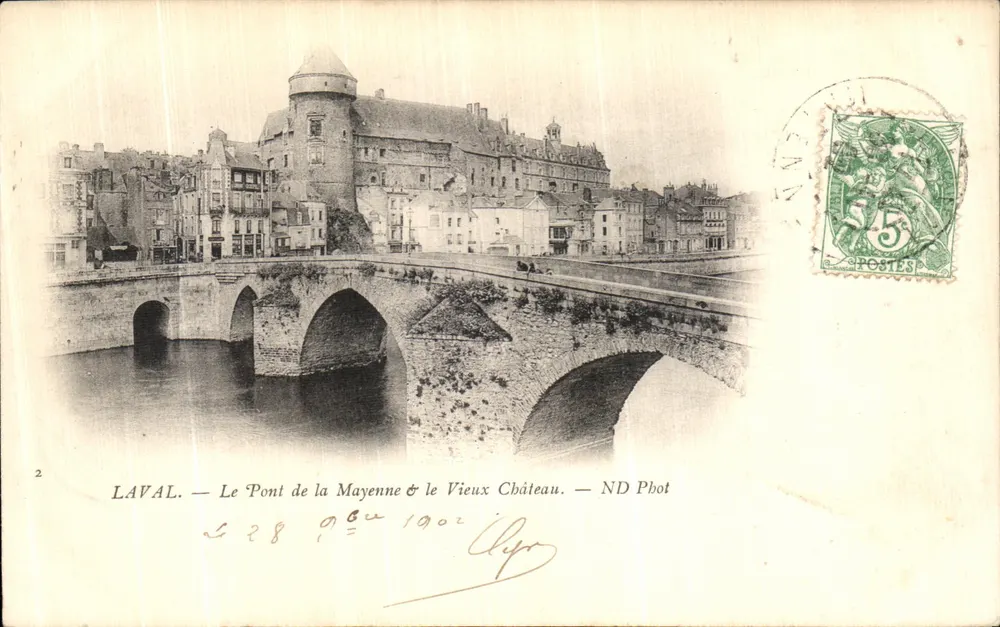 Laval — Die Brücke der Mayenne & das alte Schloss — ND Phot - Vorderseite