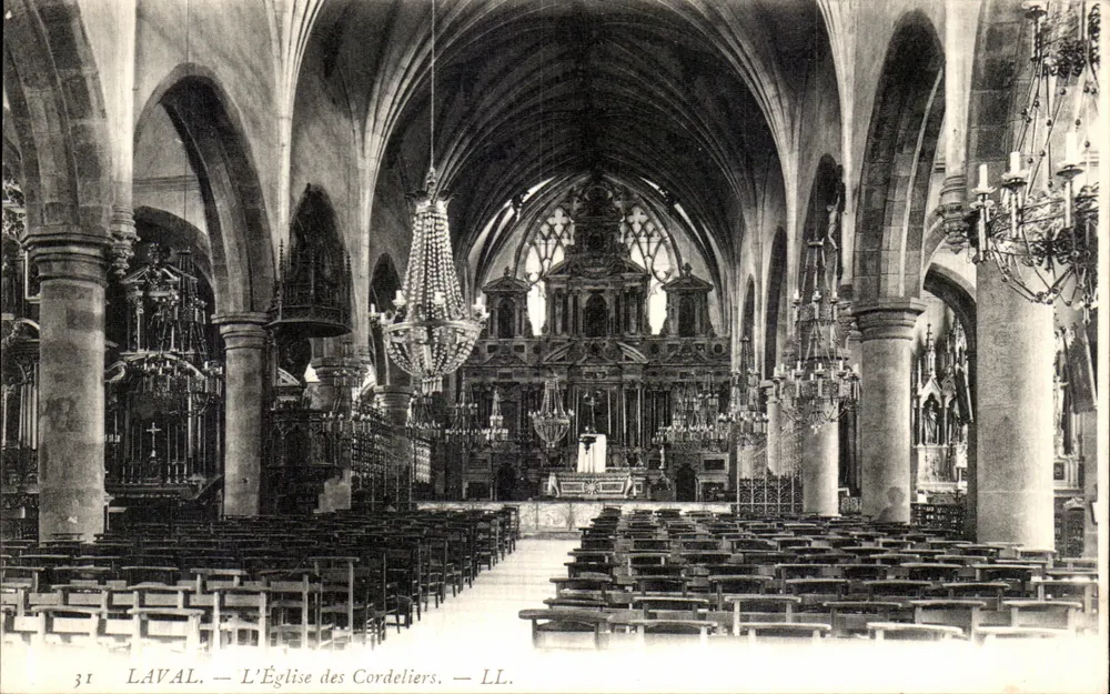 Laval — Die Kirche der Cordeliers — LL. - Vorderseite