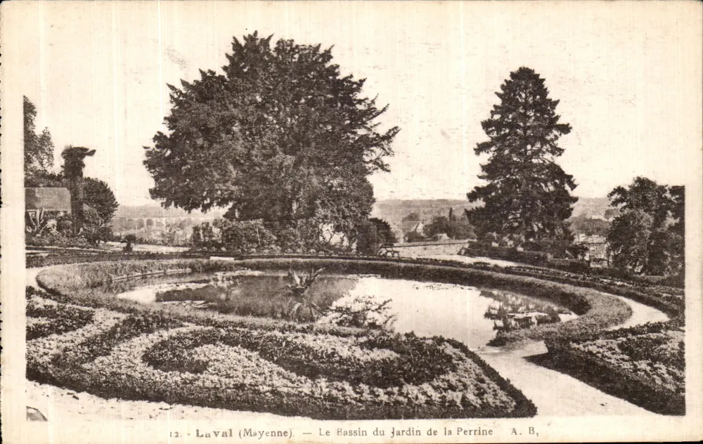 Laval (Mayenne) — Der See des Gartens der Perrine — A. B. - Vorderseite