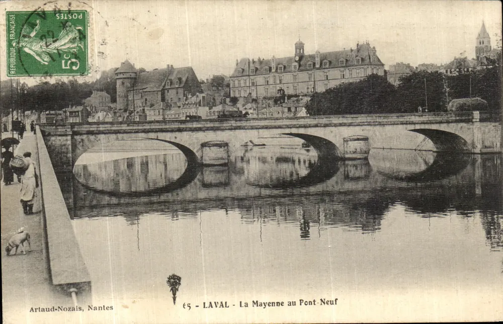 La Mayenne no Pont-Neuf — La Vallée — editada por Artaud-Nozais, Nantes - Frente