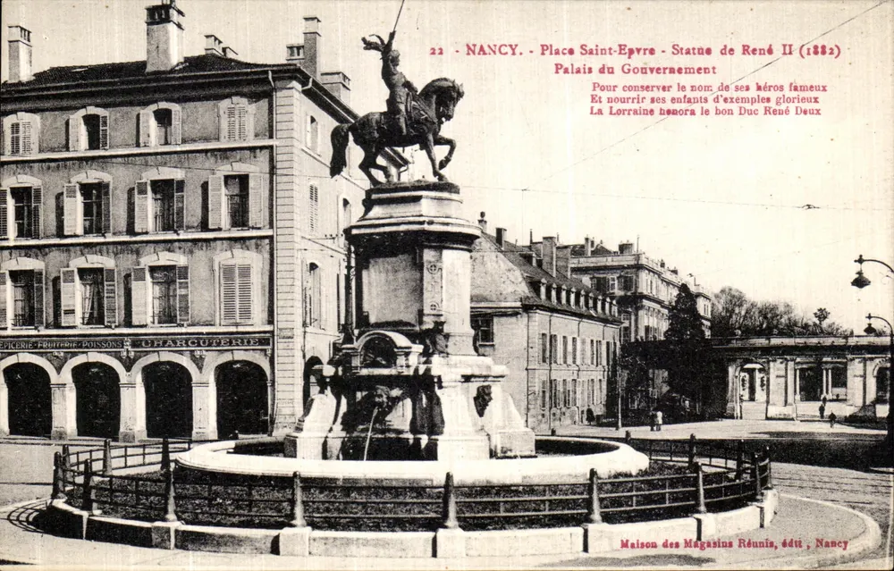 Nancy - Place Saint-Epvre - Statue des René II (1882) - Palast des Regierungs - Vorderseite