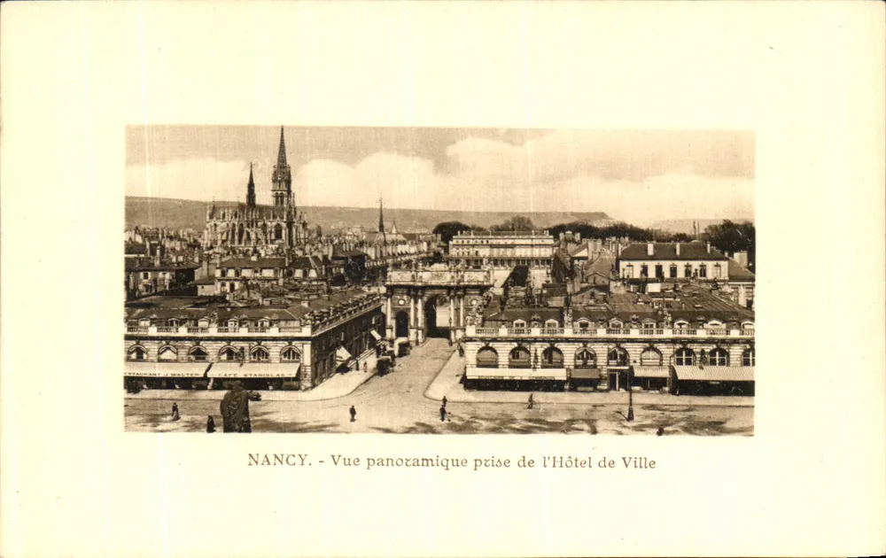 NANCY - Panoramablick vom Rathaus — Restaurant Waltel - Café Stanislas - Vorderseite