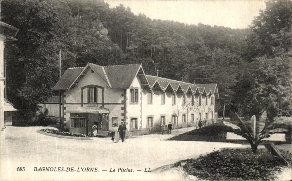 Bagnoles-de-l'Orne — A Piscina — LL. — n° 185 - Frente