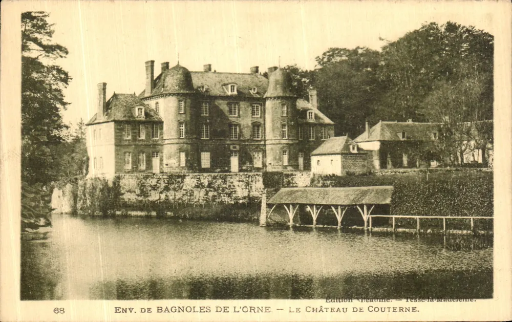 Env. de Bagnoles de l'Orne — O Castelo de Couterne — Edição Véaumne — Tesse-la-Madeleine - Frente