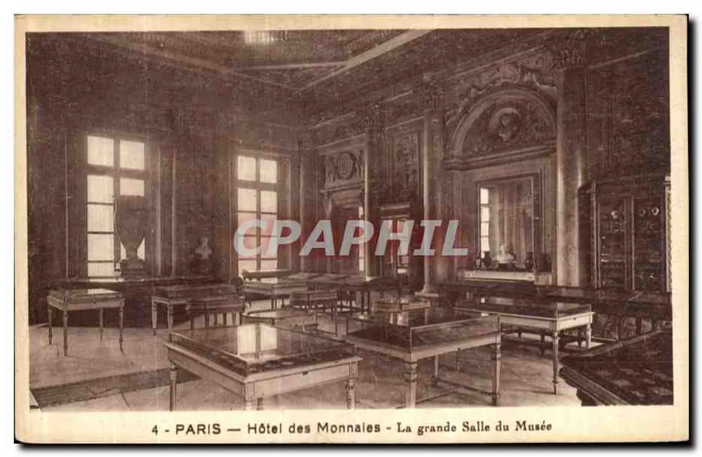 Paris — Hôtel des Monnaies — Die Große Halle des Museums - Vorderseite