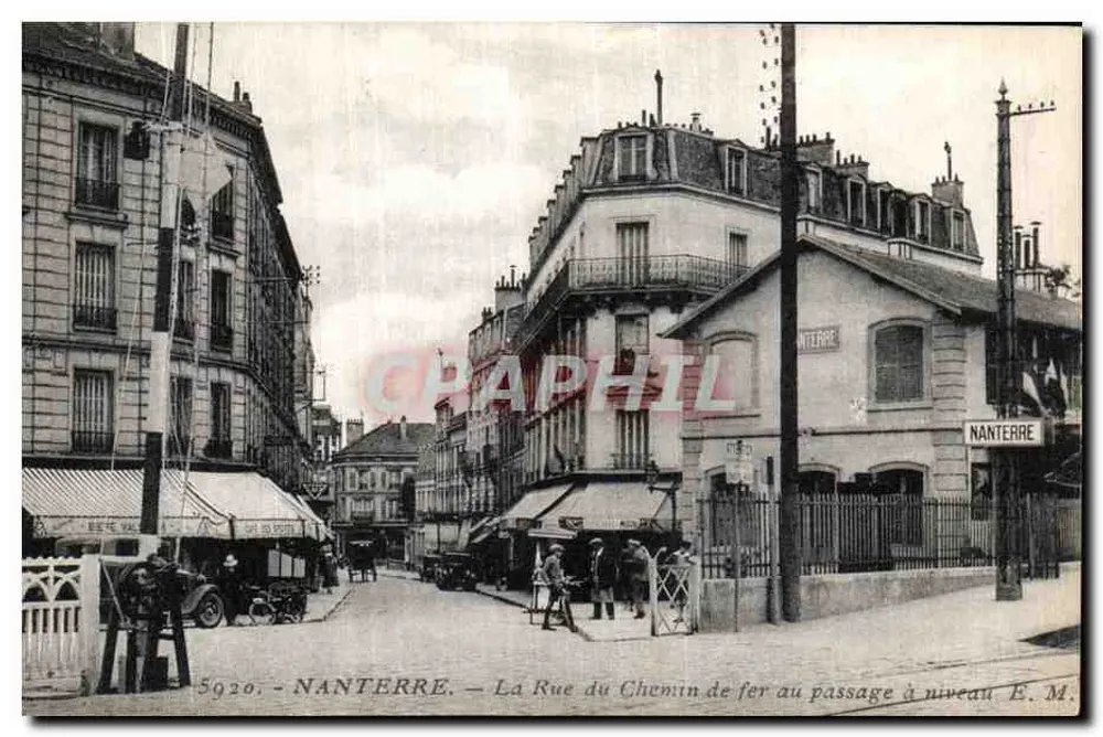 Nanterre — Die Straße des Schienenwegs am Übergang — E. M. - Vorderseite