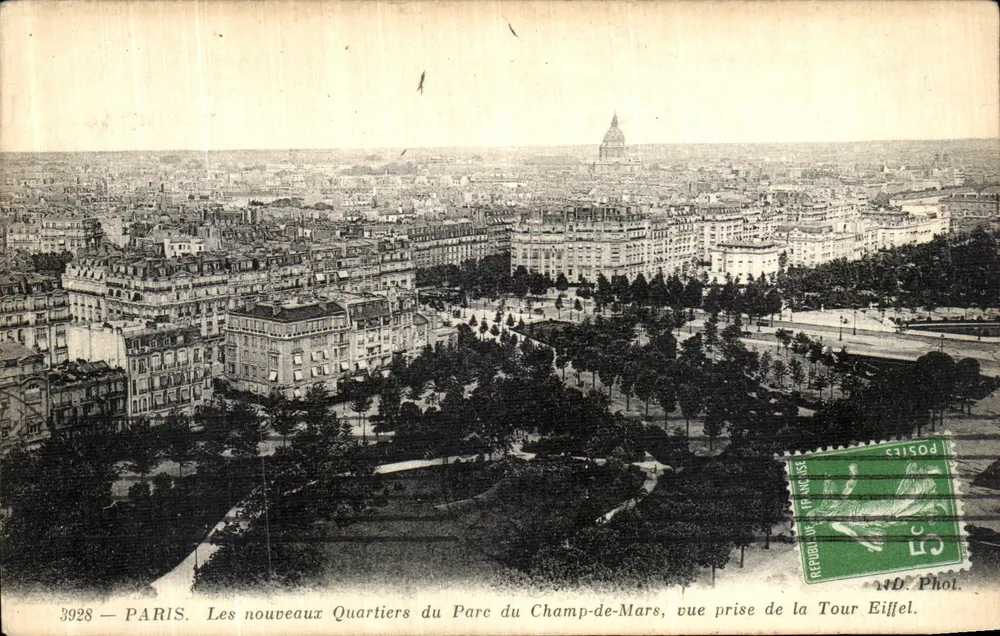 Paris — Die neuen Viertel des Parks Champ-de-Mars, Aufnahme von der Eiffelturm — V.D. Phot. n°3928 - Vorderseite