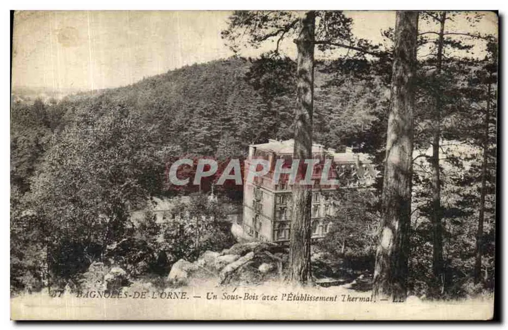 Bagnolles-de-l'Orne — Ein Unterholz mit dem Thermalbad — Verlag Lévy Fils & Cie, Nr. 37 - Vorderseite
