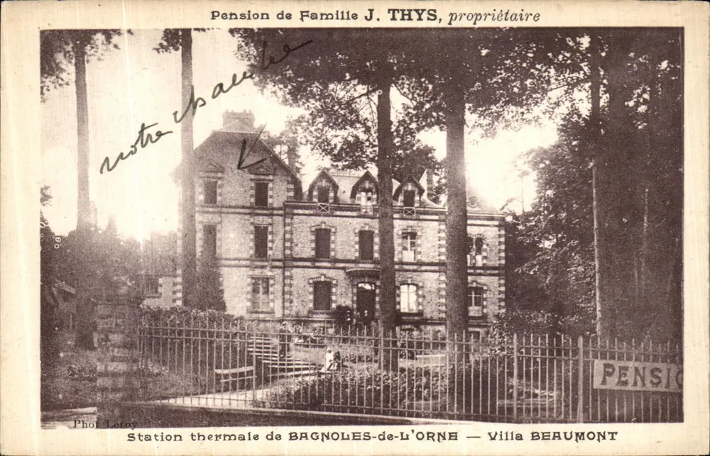 Estación termal de Bagnolles-de-l'Orne — Villa Beaumont — Pension de Familia J. Thys, propietario - Anverso