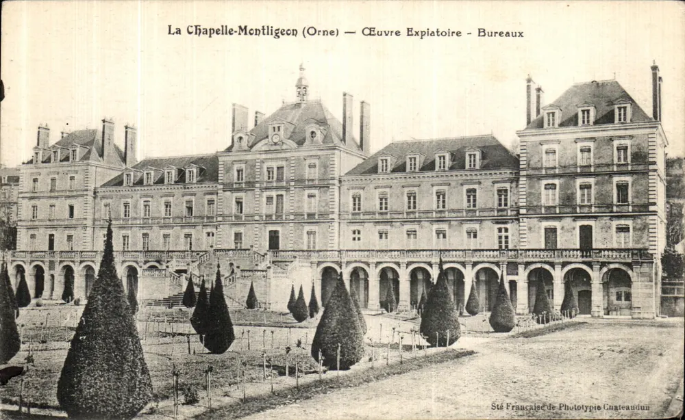 La Chapelle-Montligeon (Orne) — Éuvre Exploitoire - Bureaux — Sté Française de Phototypie Cugteaudun - Vorderseite